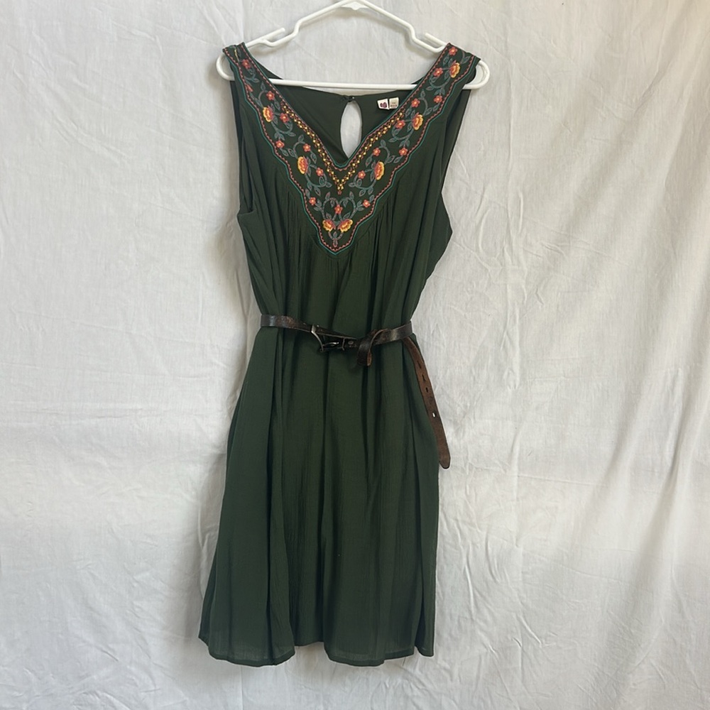Embroidered Green Sleeveless dress